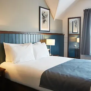 https://the-spyglass-and-kettle-by-good-night-inns.tophotelsbath.com